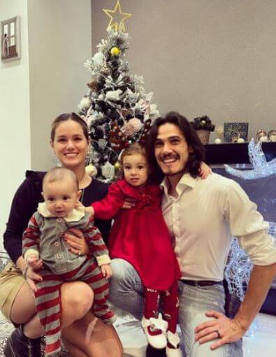 Jocelyn Burgardt with her boyfriend Edinson Cavani and children at Christmas.